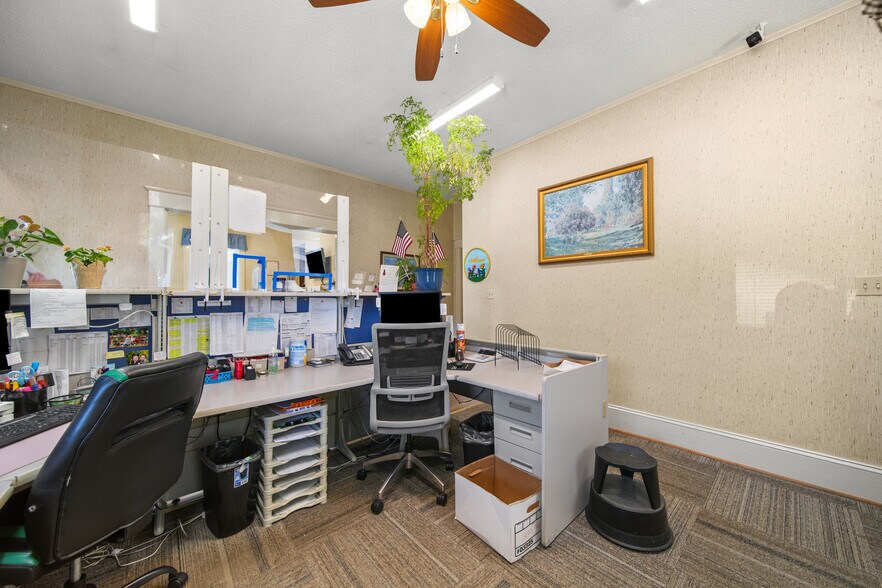 More Photos Of 217 Mocksville Ave, Salisbury Office Residential For Sale