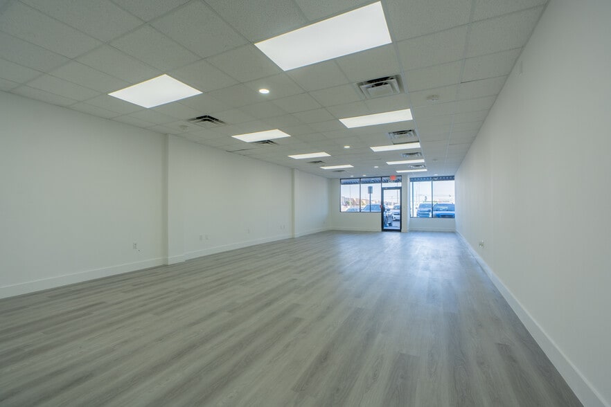 More Photos Of 7506-7560 NW 70th St, Miami Unknown For Lease