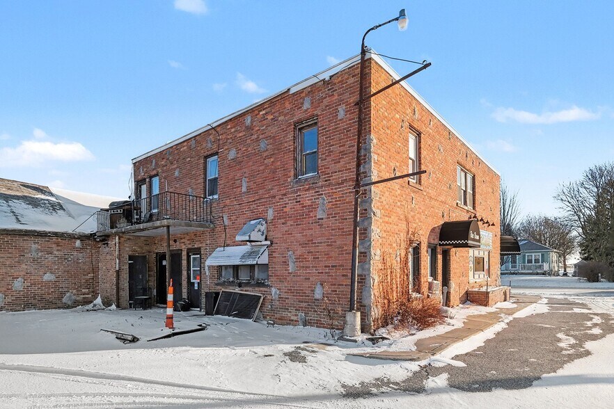 More Photos Of 9500 Saginaw st, Reese Flex For Sale