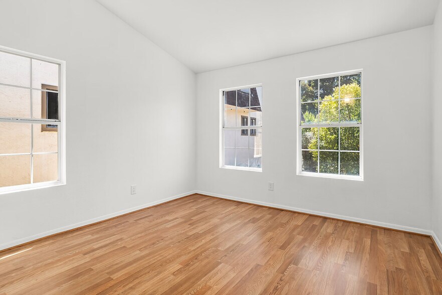 More Photos Of 523 B St, San Rafael Multifamily For Sale