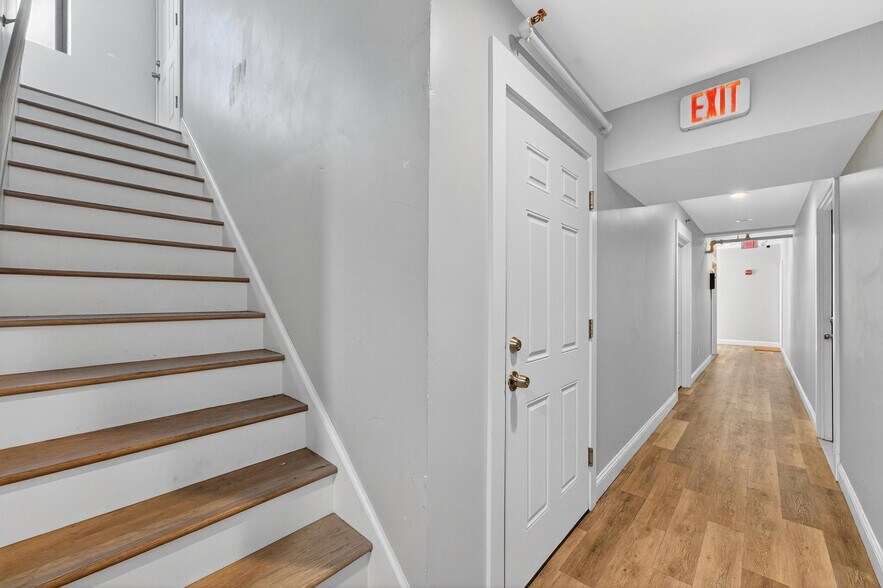 More Photos Of 90-94 Bank St, New London Storefront For Sale