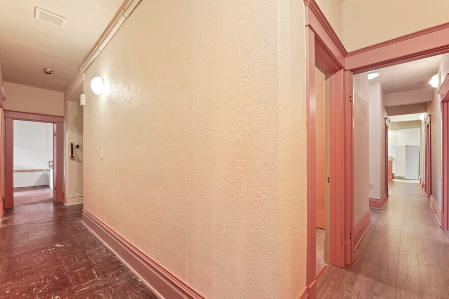 More Photos Of , Spokane General Retail For Sale