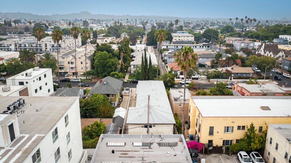 More Photos Of 919 N Oxford Ave, Los Angeles Multifamily For Sale