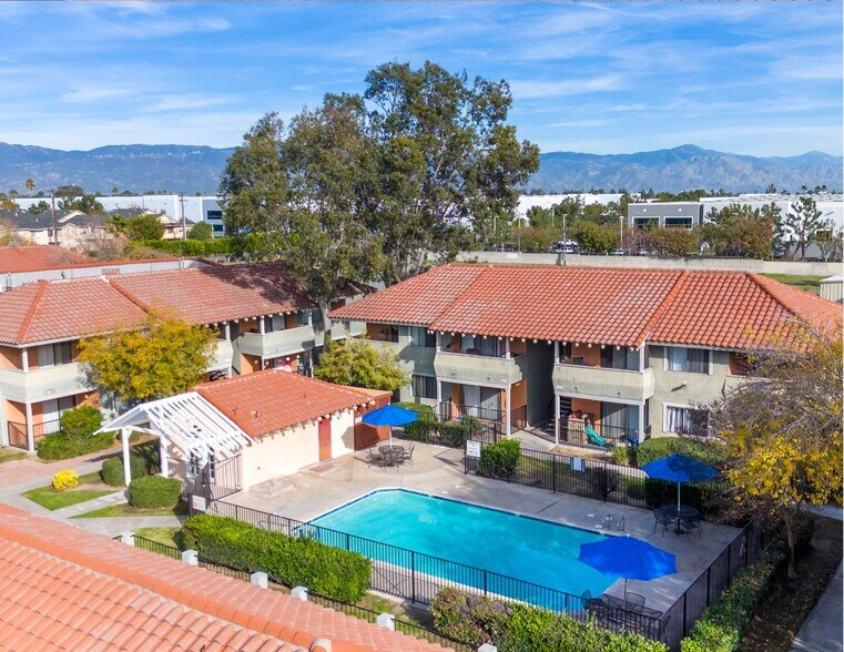 More Photos Of 1531 W Rialto Ave, Fontana Apartments For Sale