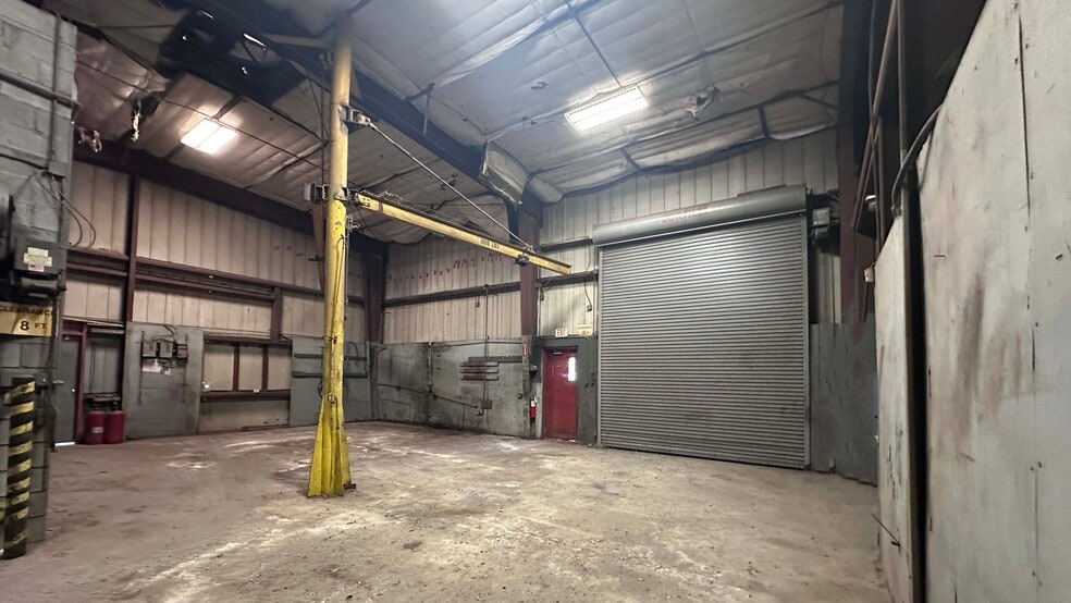 More Photos Of 227 N 8th St, La Porte Warehouse For Lease