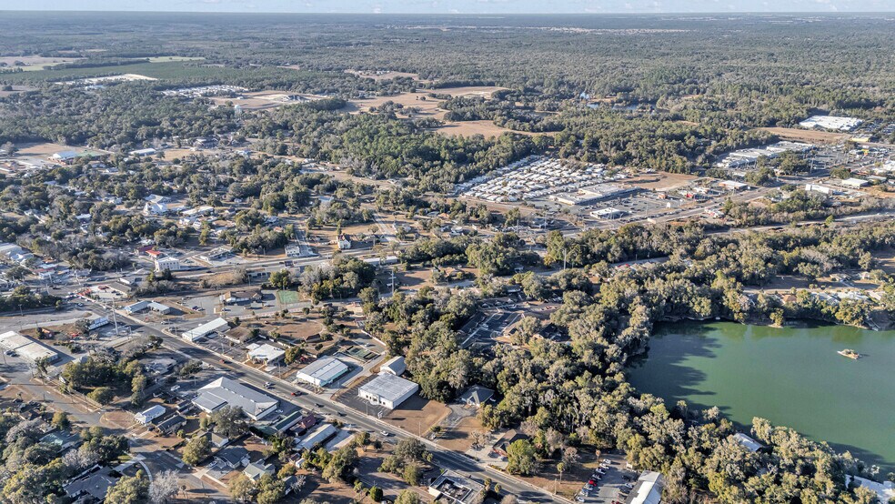 More Photos Of 20281 E Pennsylvania Ave, Dunnellon Office For Sale