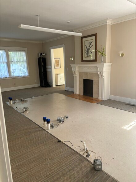 More Photos Of 1320 Chemeketa St NE, Salem Office For Sale