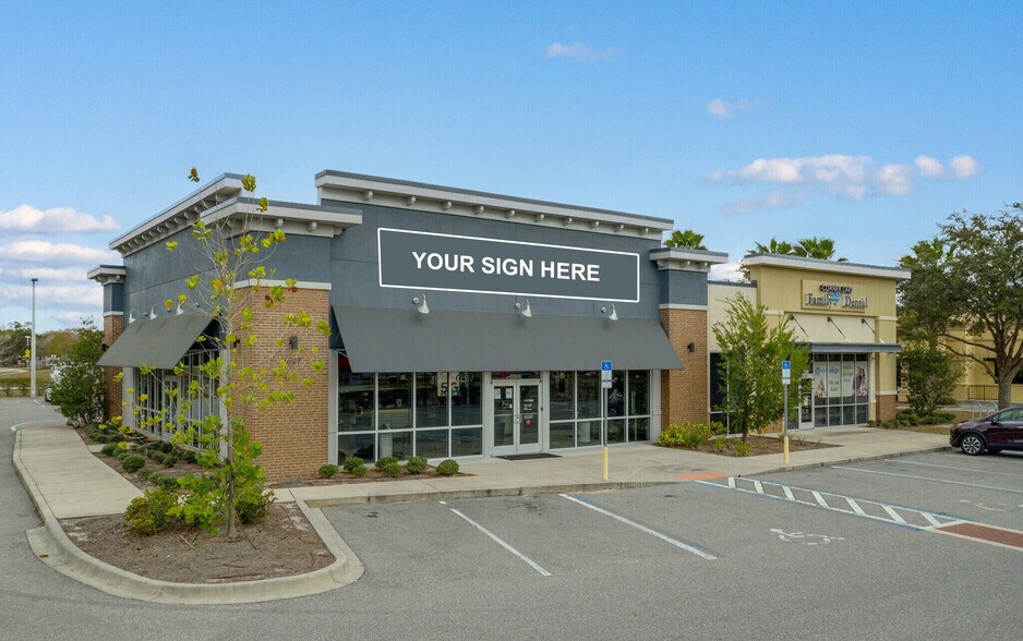 More Photos Of 16701-16727 E Colonial Dr, Orlando Storefront For Lease