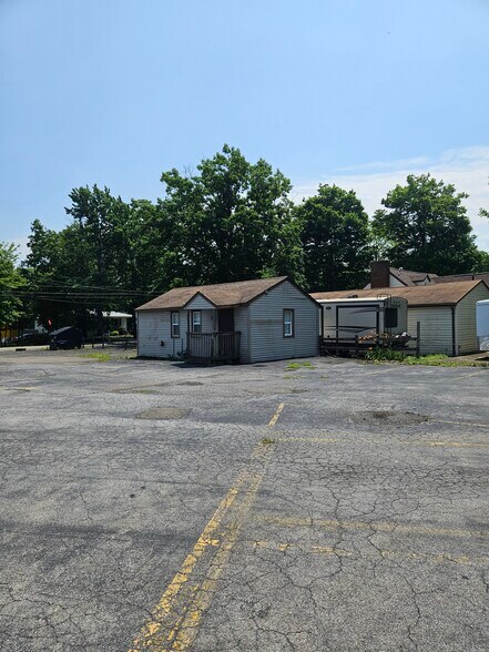 More Photos Of 6865 Erie Rd, Derby Restaurant For Sale