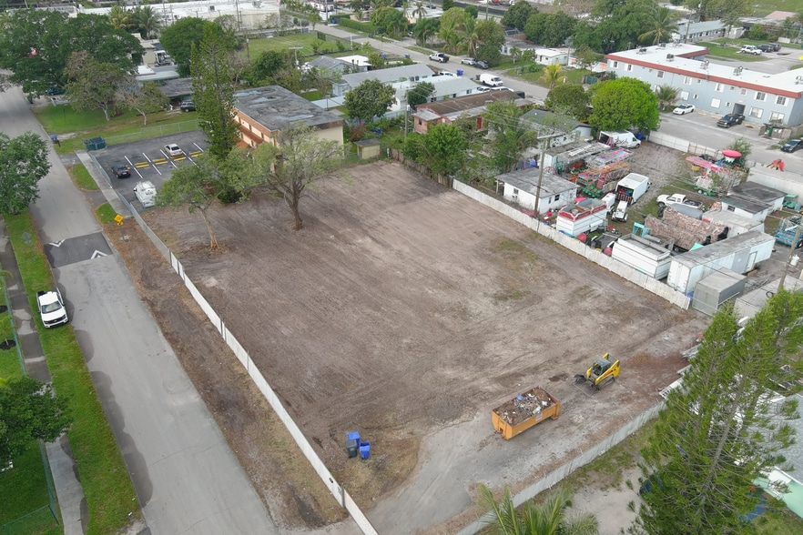 More Photos Of 220 N 61st Ave, Hollywood Land For Lease