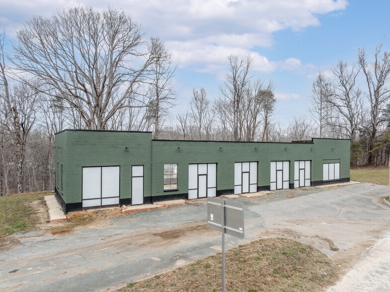 More Photos Of 31785 N James Madison Hwy, New Canton Industrial For Sale
