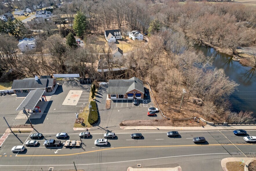 More Photos Of 855 Farmington Ave, Farmington Office For Sale