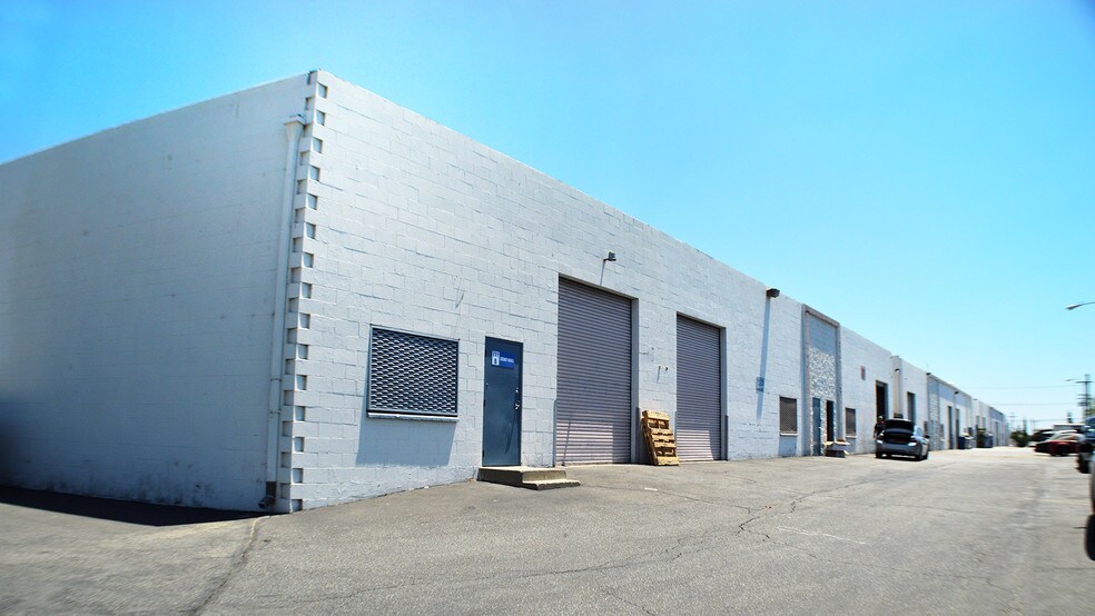 More Photos Of 701-719 Arroyo Ave, San Fernando Warehouse For Lease