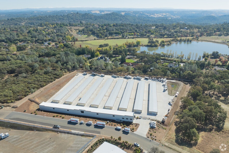 More Photos Of 4395 Business Dr, Cameron Park Self Storage For Sale