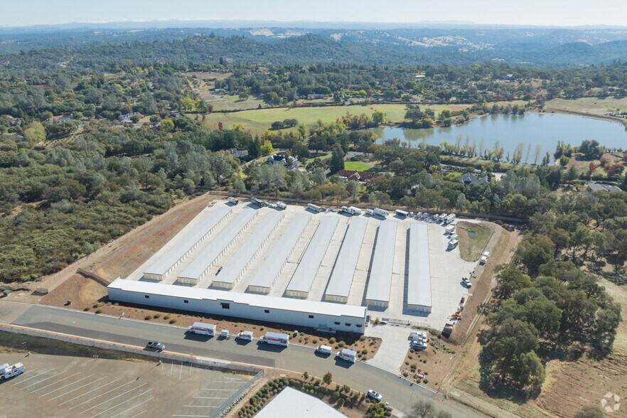 More Photos Of 4395 Business Dr, Cameron Park Self Storage For Sale