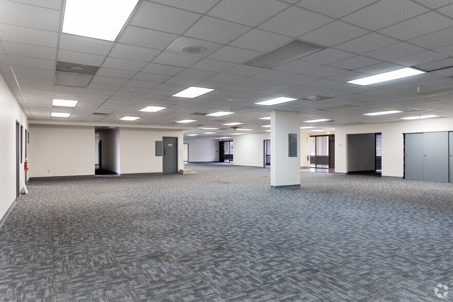 More Photos Of 7600 Southland Blvd, Orlando Unknown For Lease