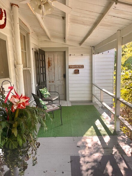 More Photos Of 85 Main St, Georgetown Specialty For Sale