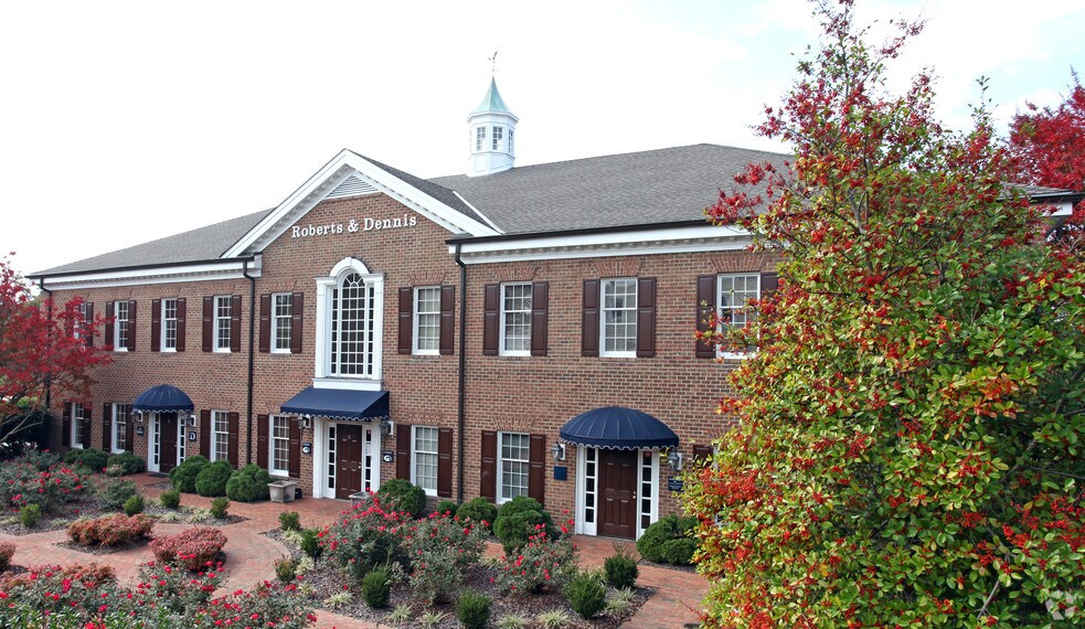 More Photos Of 901 Battleground Ave, Greensboro Office For Lease