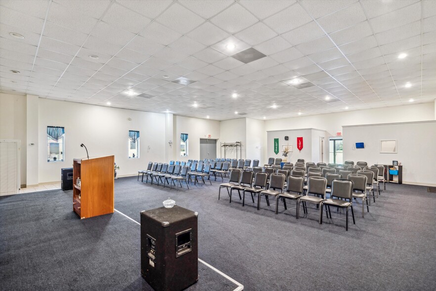 More Photos Of 26 Tyro Rd, Holly Springs Specialty For Sale