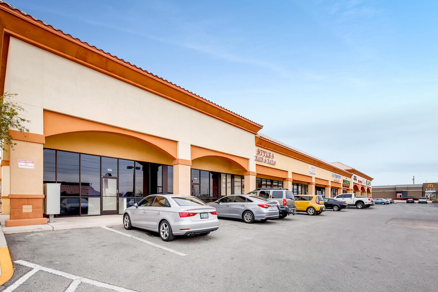 More Photos Of 3585 S Durango Dr, Las Vegas Unknown For Lease