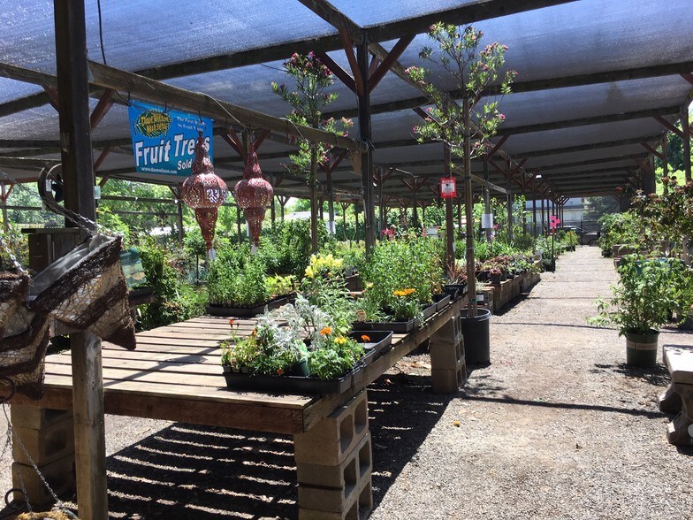 More Photos Of 617 West St, Woodland Garden Center For Sale