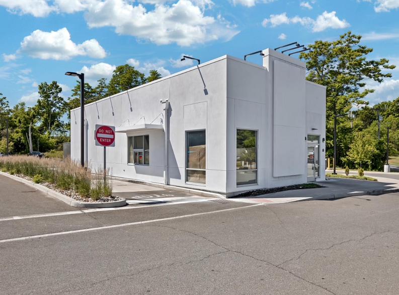 More Photos Of 658 Hoosick Rd, Troy Fast Food For Lease