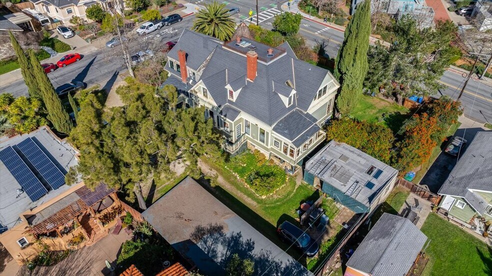 More Photos Of 687 Islay St, San Luis Obispo Apartments For Sale