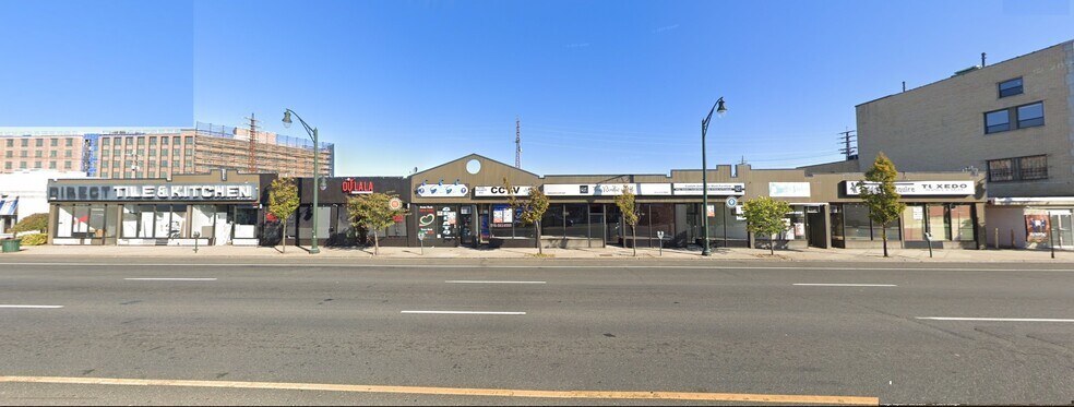 More Photos Of 410-434 Sunrise Hwy, Lynbrook Storefront Retail Office For Lease