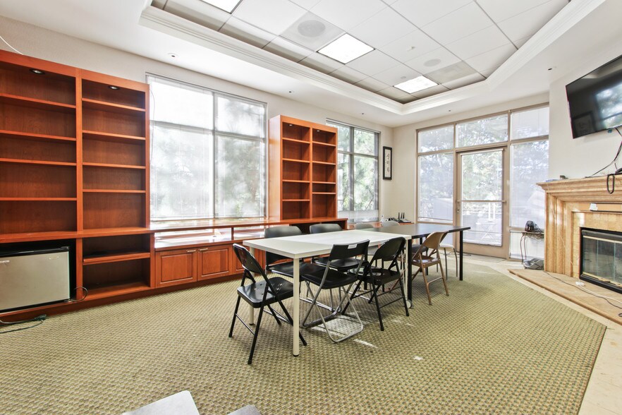 More Photos Of 18 Truman, Irvine Office For Lease