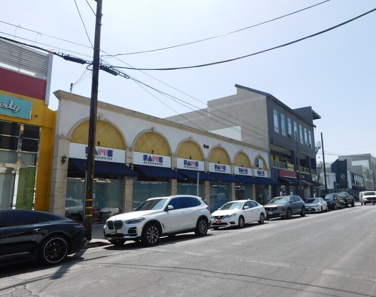 More Photos Of 948 Crocker St, Los Angeles Storefront Retail Office For Lease