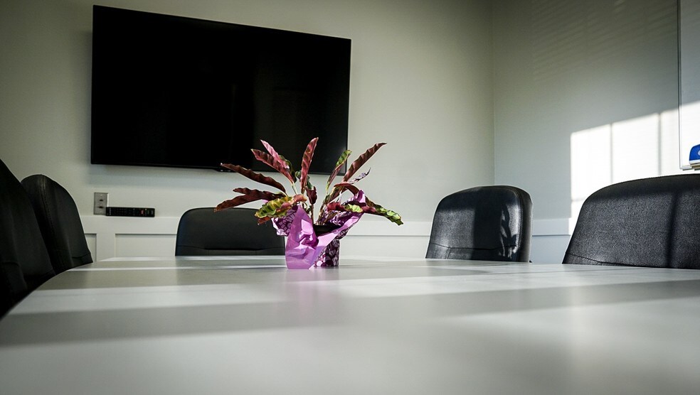 More Photos Of 2100 Constitution Blvd, Sarasota Office For Lease