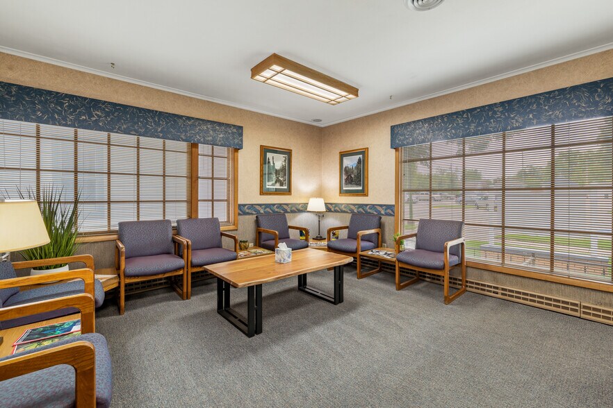 More Photos Of 924 Quincy St, Rapid City Office Residential For Sale