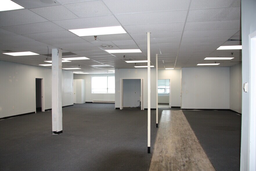 More Photos Of 535 Broadhollow Rd, Melville Office For Sale