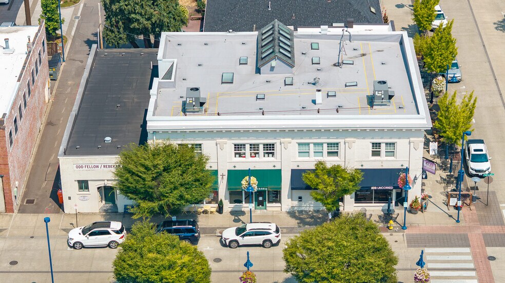 More Photos Of 16079 SW Railroad St, Sherwood Office For Sale