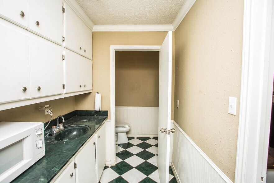 More Photos Of , Lubbock Industrial For Sale