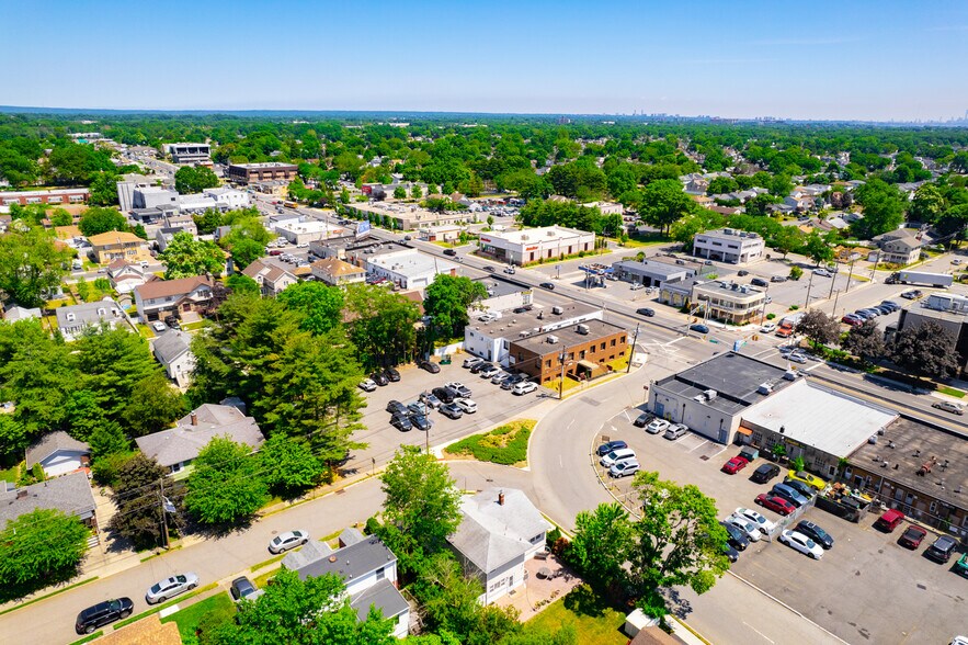 More Photos Of 26-07 Broadway, Fair Lawn Office For Lease