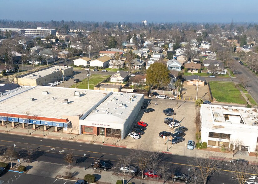 More Photos Of 333 W 18th St, Merced Office For Sale