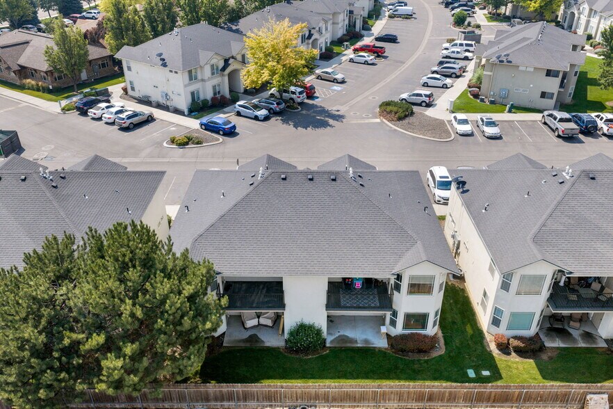 More Photos Of 1805 E Overland Rd, Meridian Apartments For Sale