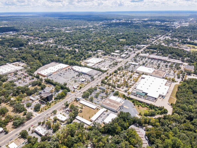 More Photos Of 2820 NW 13th St, Gainesville Land For Lease