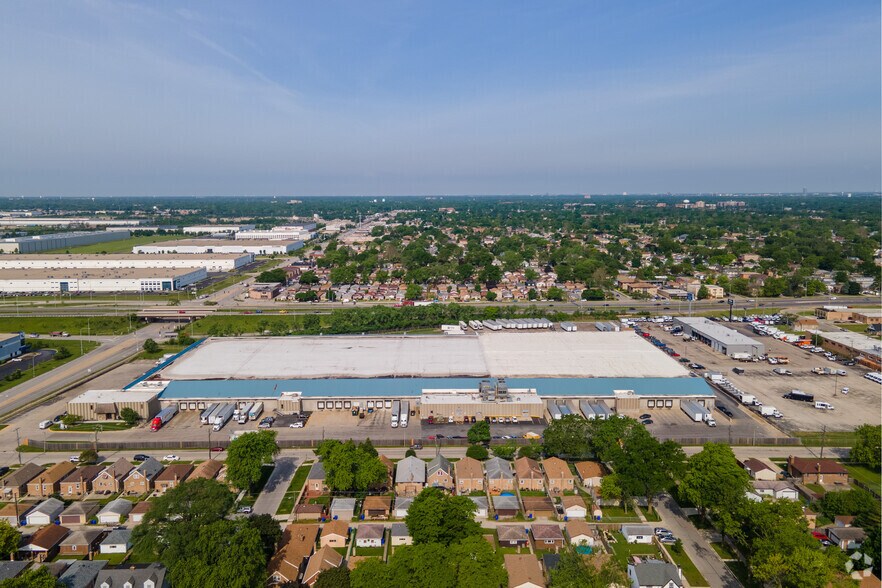 More Photos Of 8424 W 47th St, Lyons Refrigeration Cold Storage For Lease