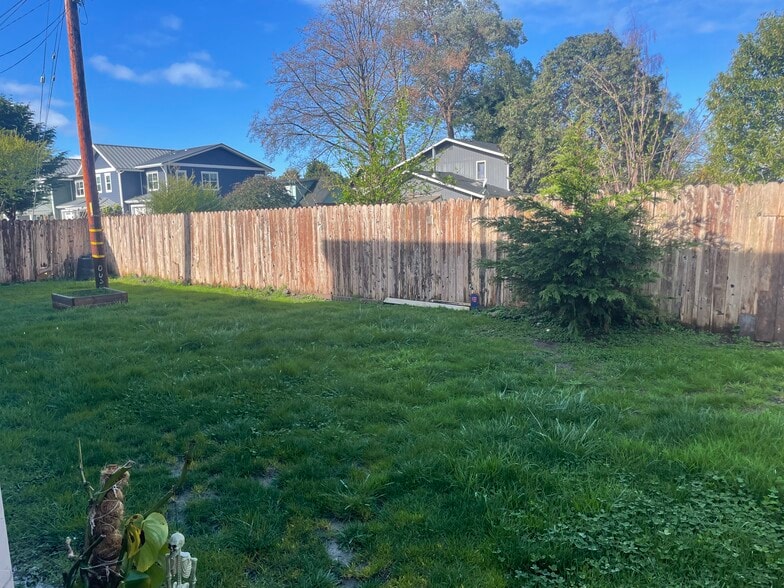 More Photos Of 1219 Spear Ave, Arcata Apartments For Sale