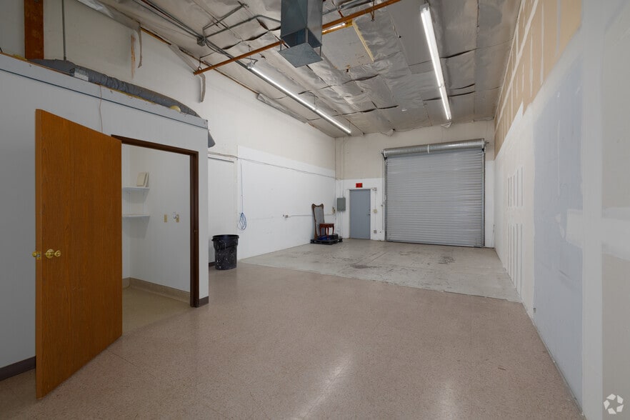 More Photos Of 3955 E Speedway Blvd, Tucson Unknown For Lease