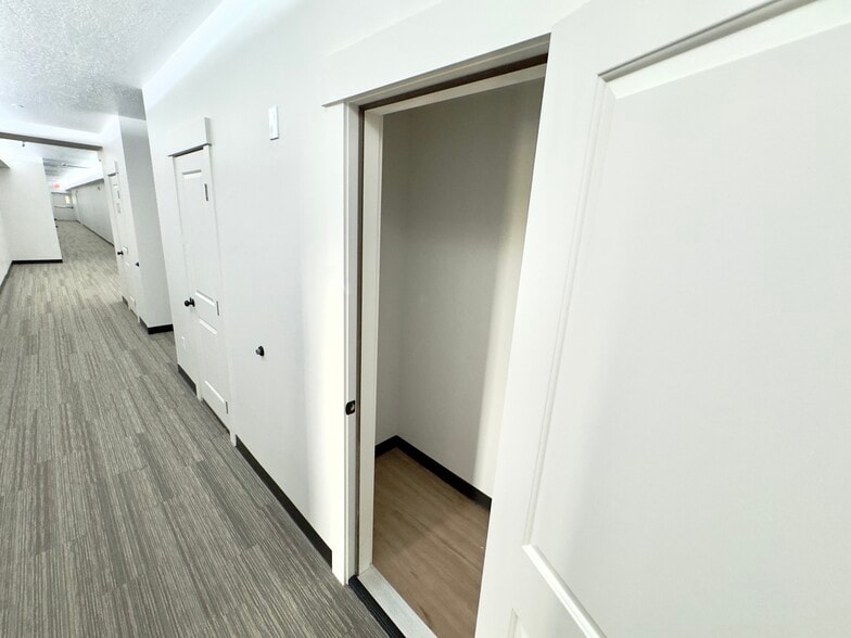 More Photos Of 404 E 5600 S, Salt Lake City Apartments For Sale