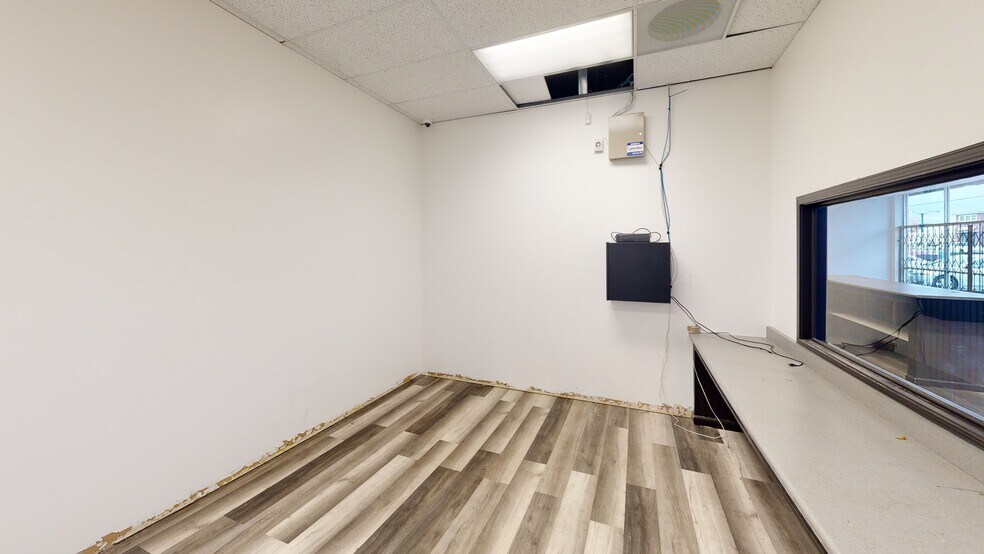 More Photos Of 6160 Florin Rd, Sacramento Flex For Lease