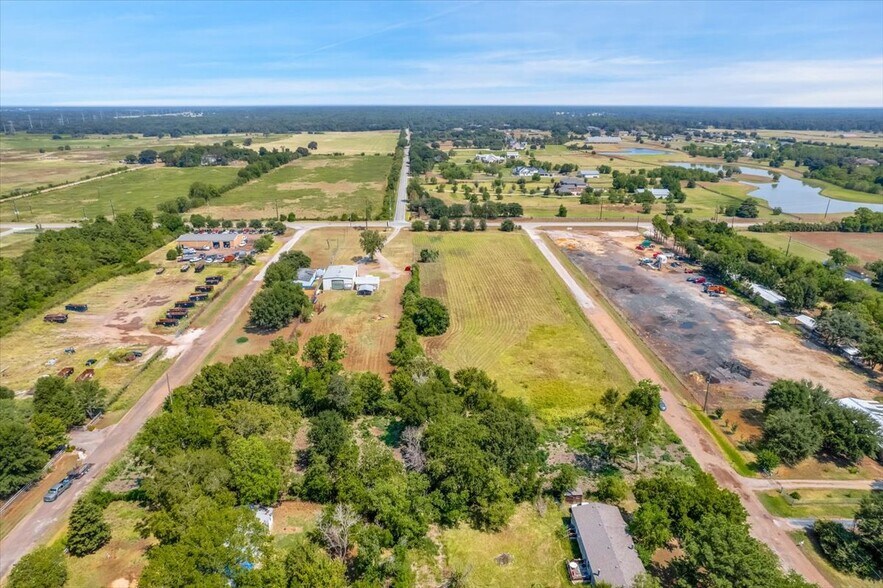 More Photos Of FM 2920 @ Roberts, Hockley Land For Sale