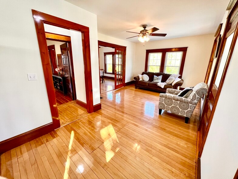 More Photos Of 546 Broadway, Bangor Storefront Retail Residential For Sale