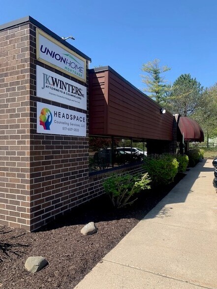 More Photos Of 411 W Lake Lansing Rd, East Lansing Unknown For Lease