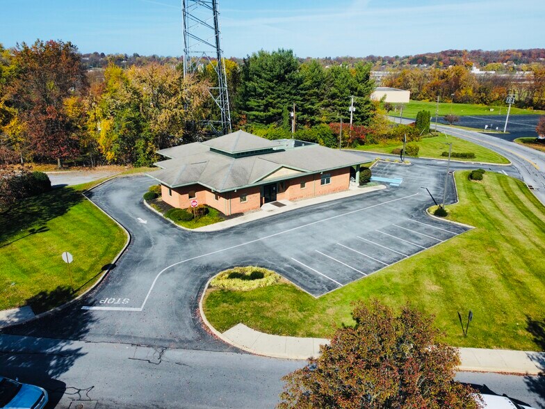 Primary Photo Of 3060 Industry Dr, Lancaster Specialty For Lease
