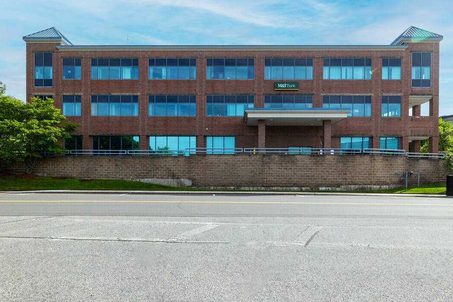 More Photos Of 10 George St, Lowell Medical For Lease