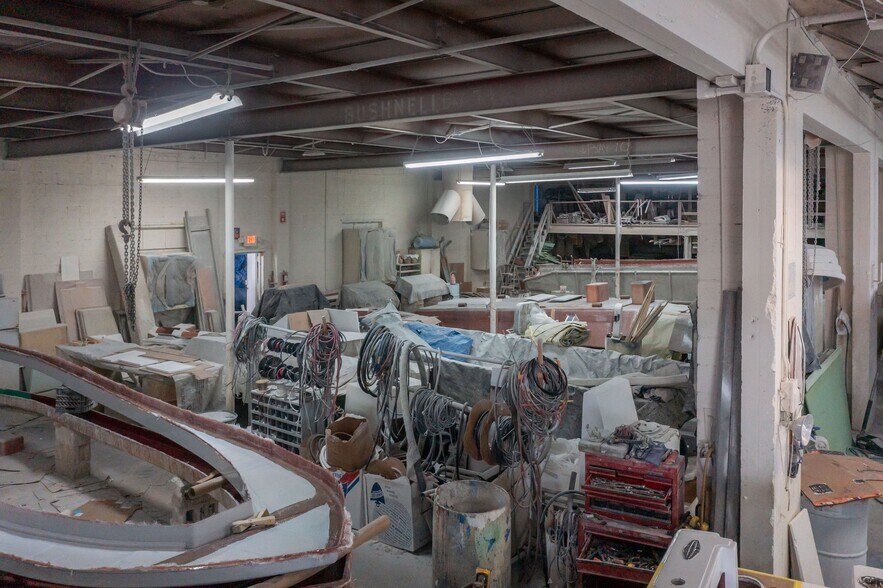 More Photos Of 1040 E 26th St, Hialeah Warehouse For Sale